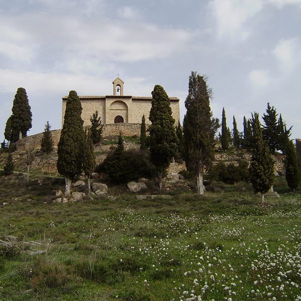 Ermita de San Pol en Arens de Lledó, en la comarca del Matarraña